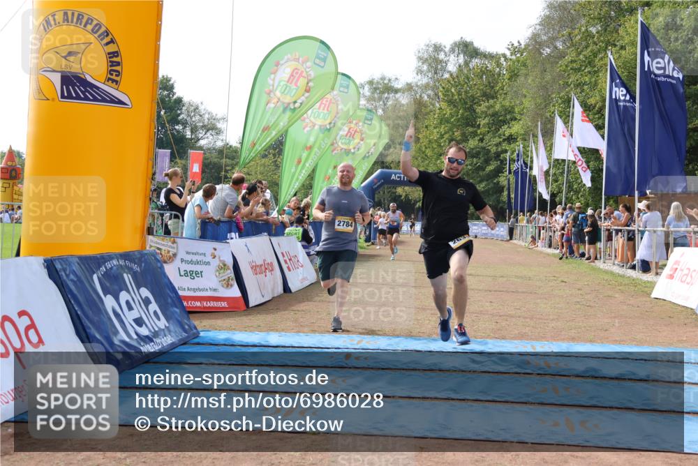 08.09.2024 - Airport Race Strokosch-Dieckow http://msf.ph/oto/6986028 08.09.2024 12:04:16 Ziel 32, 2633, 2784, 3139 meine-sportfotos.de