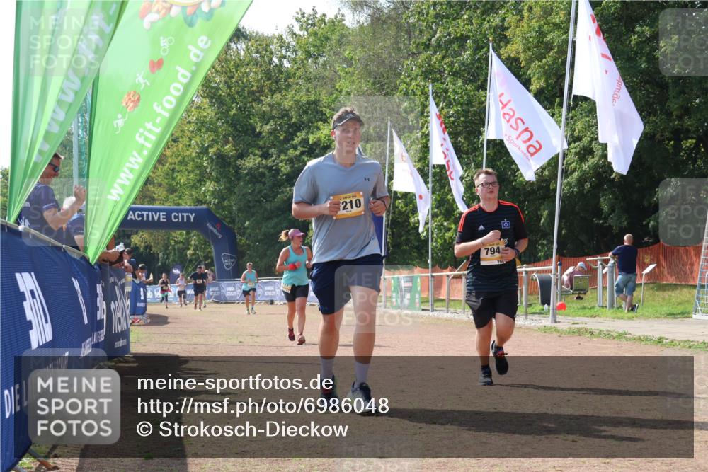 08.09.2024 - Airport Race Strokosch-Dieckow http://msf.ph/oto/6986048 08.09.2024 12:55:58 Ziel 121, 717, 794, 1210 meine-sportfotos.de