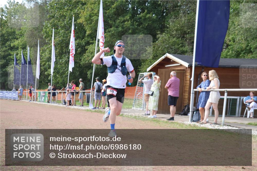 08.09.2024 - Airport Race Strokosch-Dieckow http://msf.ph/oto/6986180 08.09.2024 12:29:10 Ziel 55, 71, 262, 3036 meine-sportfotos.de