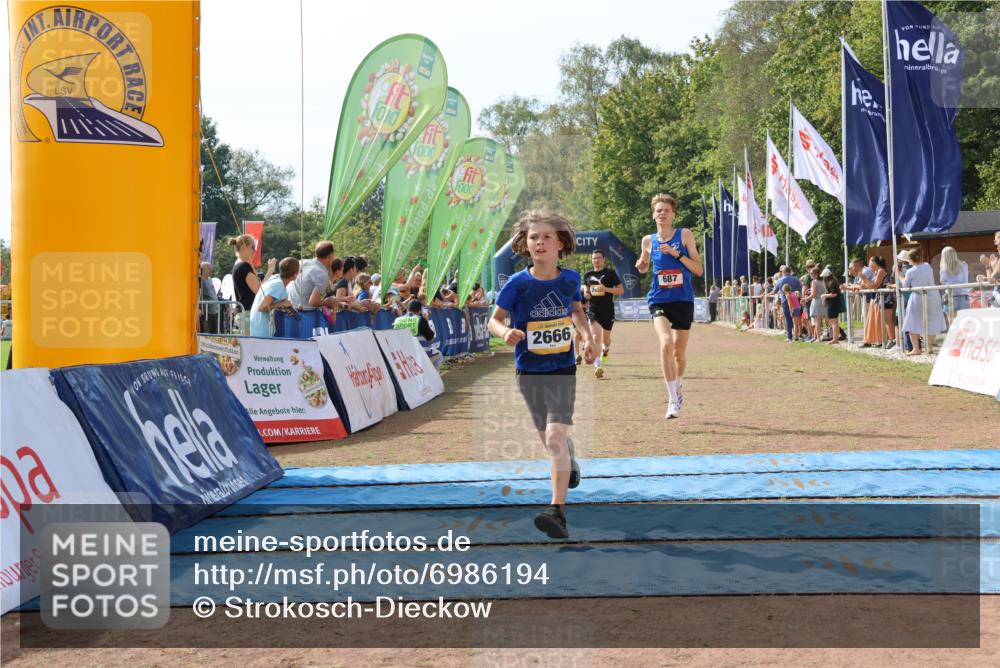 08.09.2024 - Airport Race Strokosch-Dieckow http://msf.ph/oto/6986194 08.09.2024 12:04:51 Ziel 687, 2632, 2666, 2846, 2857 meine-sportfotos.de