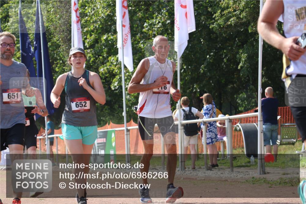 08.09.2024 - Airport Race Strokosch-Dieckow http://msf.ph/oto/6986266 08.09.2024 12:57:02 Ziel 116, 594, 651, 652, 812 meine-sportfotos.de