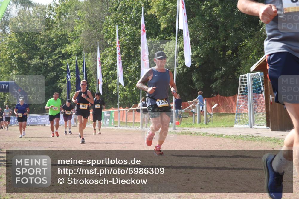 08.09.2024 - Airport Race Strokosch-Dieckow http://msf.ph/oto/6986309 08.09.2024 12:57:13 Ziel 293, 298, 448, 594, 755, 827, 1052, 1325 meine-sportfotos.de