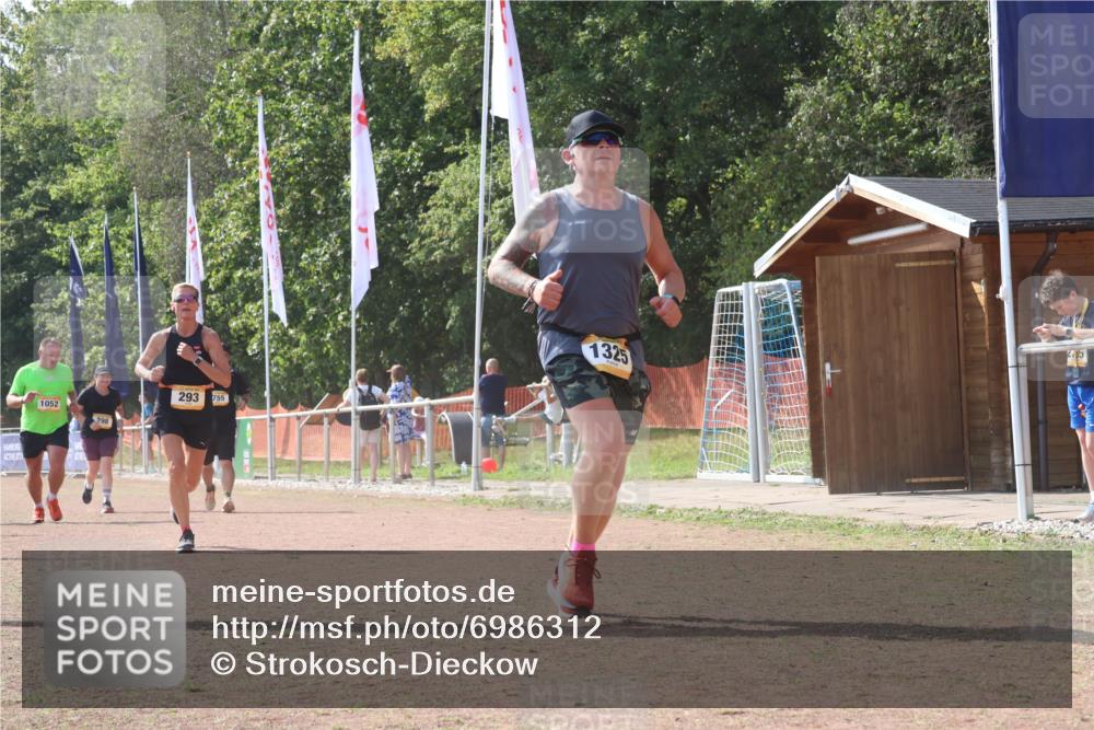 08.09.2024 - Airport Race Strokosch-Dieckow http://msf.ph/oto/6986312 08.09.2024 12:57:14 Ziel 293, 298, 448, 755, 827, 1052, 1325 meine-sportfotos.de