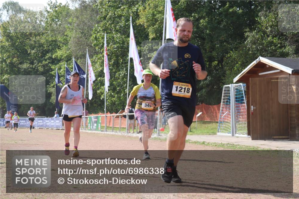 08.09.2024 - Airport Race Strokosch-Dieckow http://msf.ph/oto/6986338 08.09.2024 12:57:29 Ziel 260, 349, 525, 983, 1218 meine-sportfotos.de