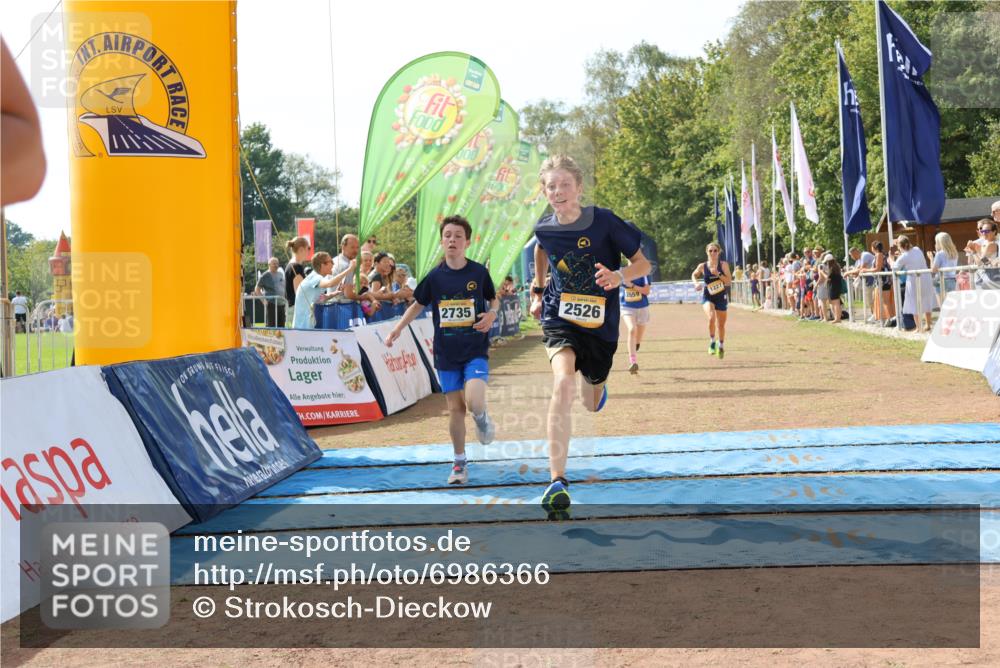 08.09.2024 - Airport Race Strokosch-Dieckow http://msf.ph/oto/6986366 08.09.2024 12:05:27 Ziel 1227, 2526, 2534, 2659, 2735, 2753, 3034 meine-sportfotos.de