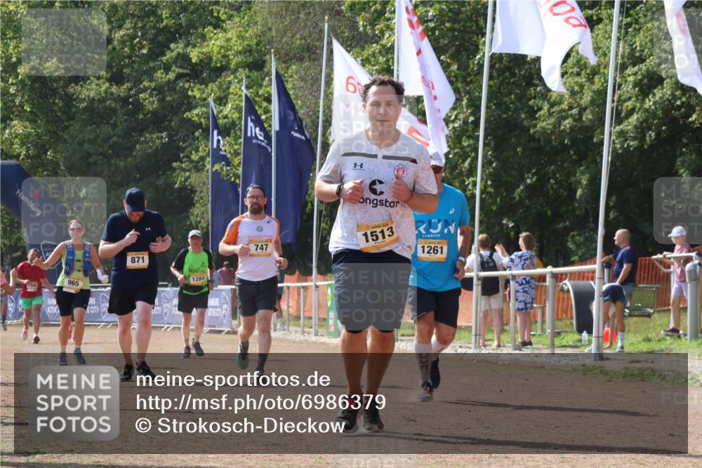 08.09.2024 - Airport Race Strokosch-Dieckow http://msf.ph/oto/6986379 08.09.2024 12:57:56 Ziel 747, 871, 965, 1261, 1513 meine-sportfotos.de