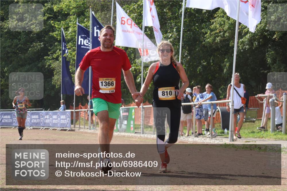 08.09.2024 - Airport Race Strokosch-Dieckow http://msf.ph/oto/6986409 08.09.2024 12:58:07 Ziel 810, 965, 1284, 1366 meine-sportfotos.de