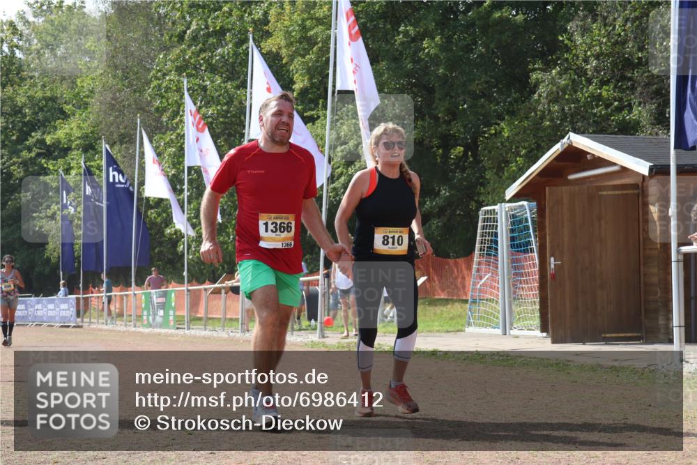 08.09.2024 - Airport Race Strokosch-Dieckow http://msf.ph/oto/6986412 08.09.2024 12:58:08 Ziel 810, 1284, 1366 meine-sportfotos.de