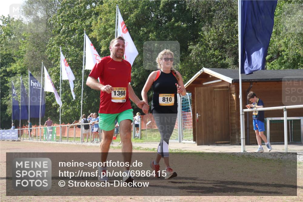 08.09.2024 - Airport Race Strokosch-Dieckow http://msf.ph/oto/6986415 08.09.2024 12:58:09 Ziel 810, 1284, 1366 meine-sportfotos.de