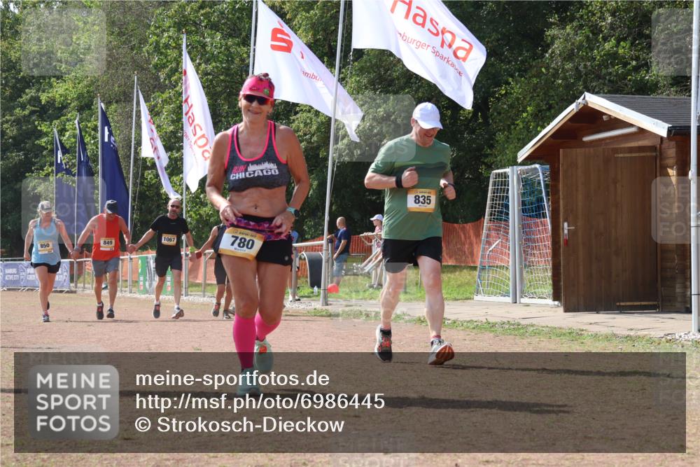 08.09.2024 - Airport Race Strokosch-Dieckow http://msf.ph/oto/6986445 08.09.2024 12:58:30 Ziel 780, 835, 849, 850, 1067, 1354 meine-sportfotos.de