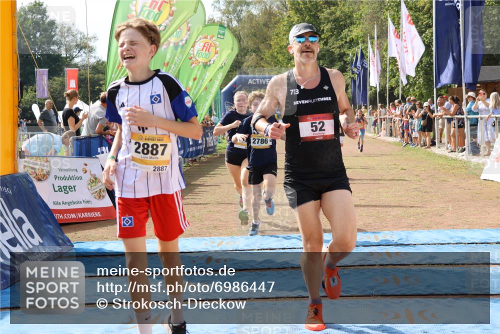 08.09.2024 - Airport Race Strokosch-Dieckow http://msf.ph/oto/6986447 08.09.2024 12:05:43 Ziel 52, 294, 2639, 2654, 2742, 2786, 2835, 2887, 3005, 3028 meine-sportfotos.de