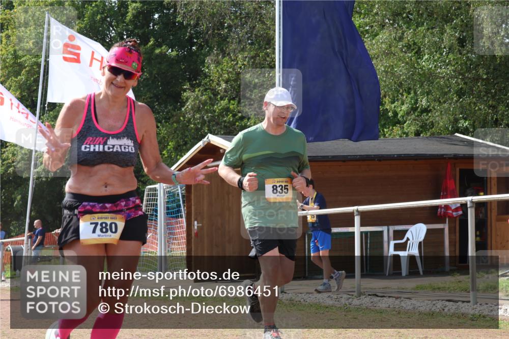08.09.2024 - Airport Race Strokosch-Dieckow http://msf.ph/oto/6986451 08.09.2024 12:58:31 Ziel 780, 835, 849, 850, 1067, 1354 meine-sportfotos.de
