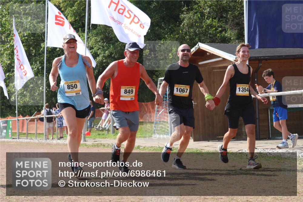 08.09.2024 - Airport Race Strokosch-Dieckow http://msf.ph/oto/6986461 08.09.2024 12:58:35 Ziel 780, 835, 849, 850, 1067, 1354 meine-sportfotos.de