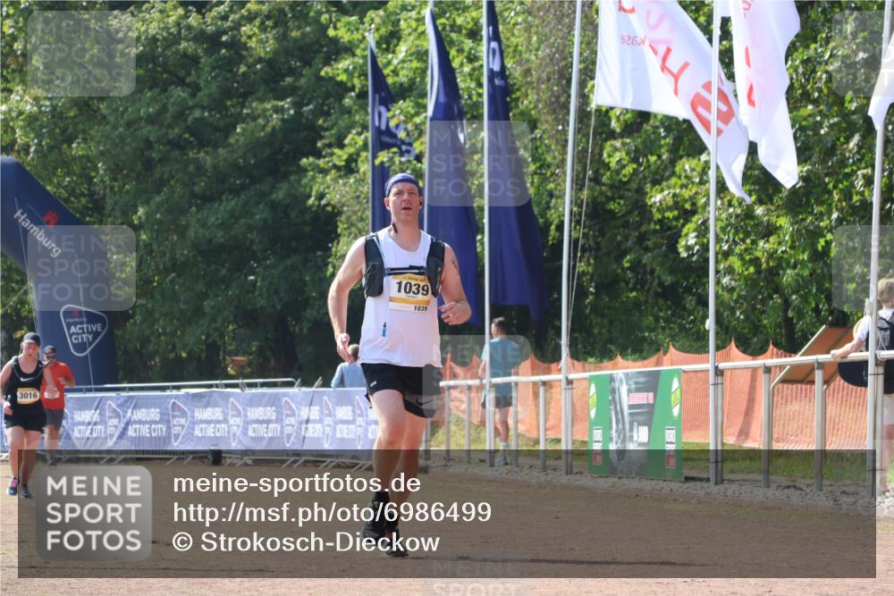 08.09.2024 - Airport Race Strokosch-Dieckow http://msf.ph/oto/6986499 08.09.2024 12:59:12 Ziel 1039 meine-sportfotos.de