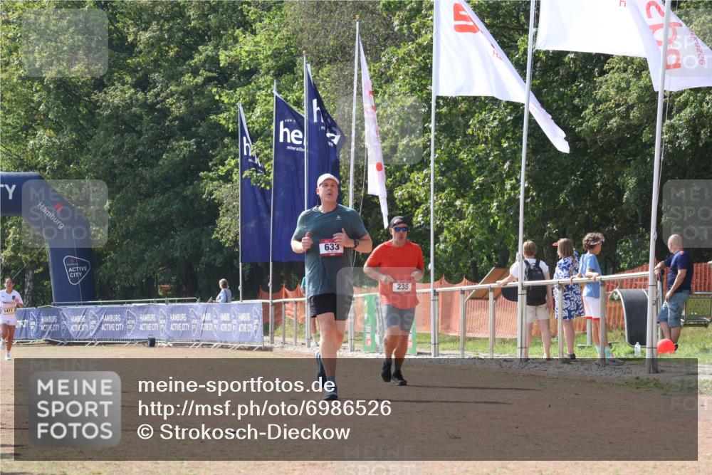 08.09.2024 - Airport Race Strokosch-Dieckow http://msf.ph/oto/6986526 08.09.2024 12:59:26 Ziel 235, 633, 3016 meine-sportfotos.de