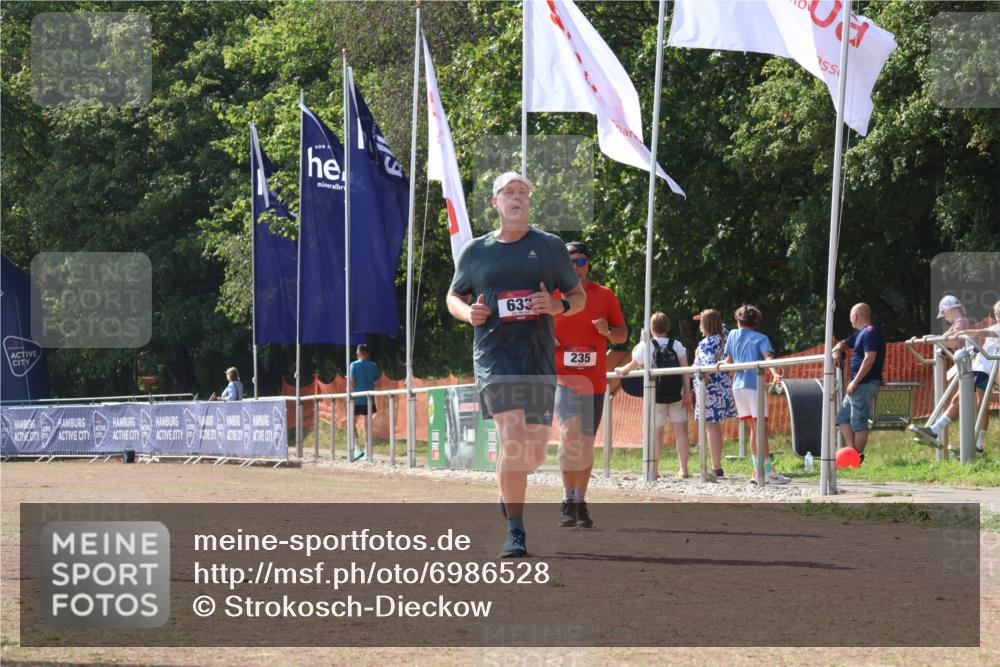 08.09.2024 - Airport Race Strokosch-Dieckow http://msf.ph/oto/6986528 08.09.2024 12:59:28 Ziel 235, 633, 3016 meine-sportfotos.de