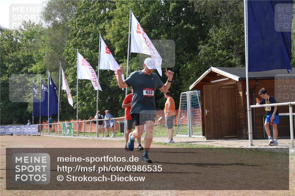 08.09.2024 - Airport Race Strokosch-Dieckow http://msf.ph/oto/6986535 08.09.2024 12:59:31 Ziel 235, 633, 1471 meine-sportfotos.de