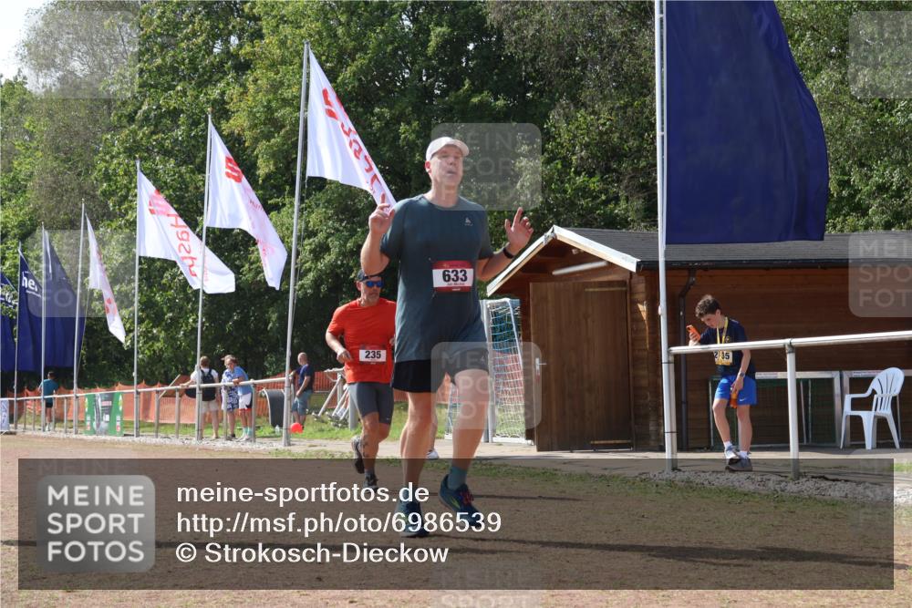 08.09.2024 - Airport Race Strokosch-Dieckow http://msf.ph/oto/6986539 08.09.2024 12:59:31 Ziel 235, 633, 1471 meine-sportfotos.de
