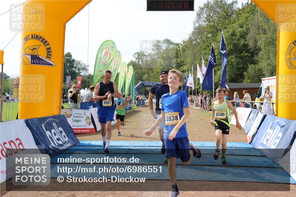 08.09.2024 - Airport Race Strokosch-Dieckow http://msf.ph/oto/6986551 08.09.2024 12:06:09 Ziel 582, 669, 2527, 2557, 2606, 2838, 3058, 3099, 3100, 3129 meine-sportfotos.de