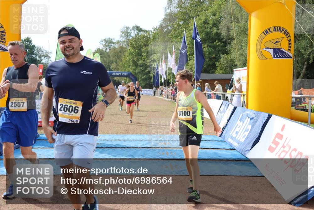 08.09.2024 - Airport Race Strokosch-Dieckow http://msf.ph/oto/6986564 08.09.2024 12:06:10 Ziel 582, 669, 2557, 2606, 2838, 3058, 3099, 3100, 3129 meine-sportfotos.de