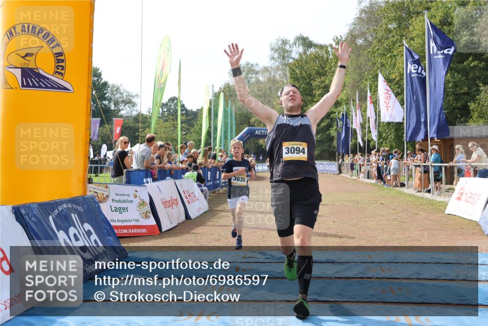 08.09.2024 - Airport Race Strokosch-Dieckow http://msf.ph/oto/6986597 08.09.2024 12:06:34 Ziel 2868, 3035, 3094 meine-sportfotos.de