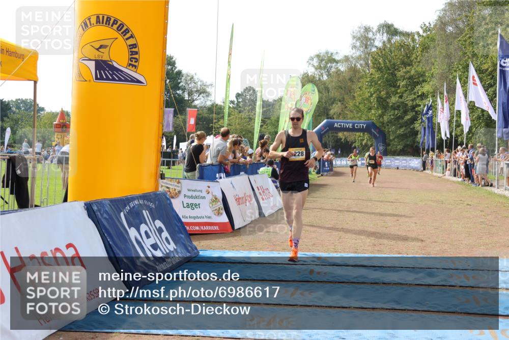 08.09.2024 - Airport Race Strokosch-Dieckow http://msf.ph/oto/6986617 08.09.2024 12:06:43 Ziel 1228, 2807, 2868, 3035, 3094 meine-sportfotos.de