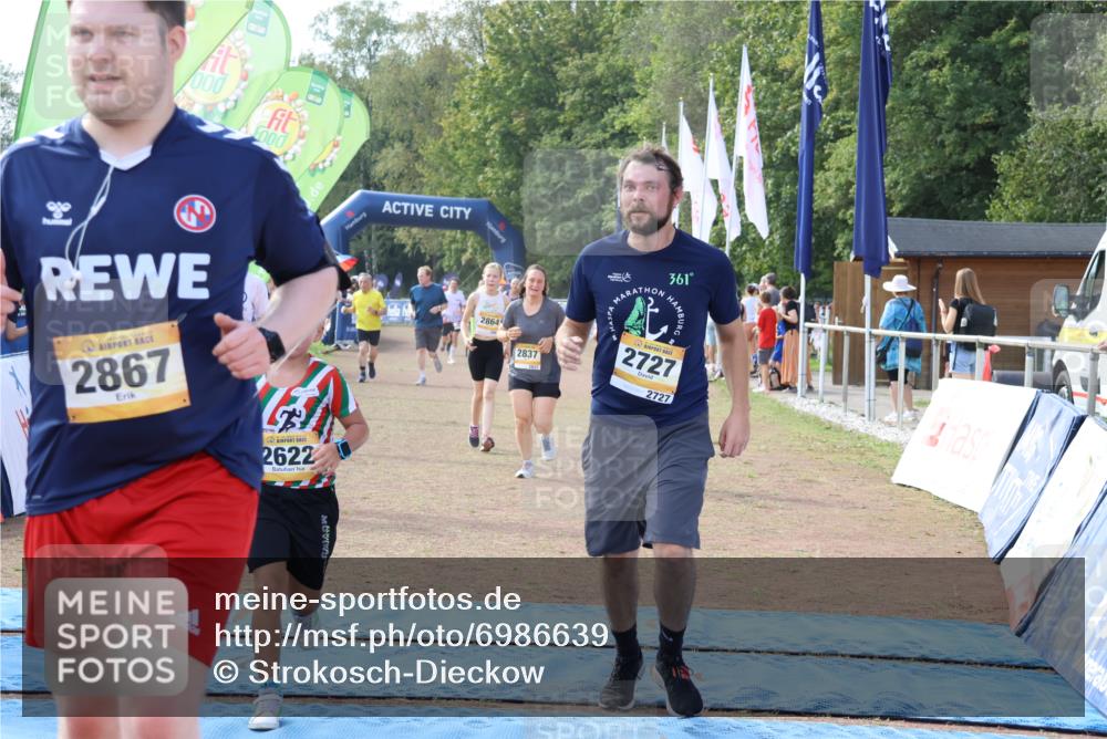 08.09.2024 - Airport Race Strokosch-Dieckow http://msf.ph/oto/6986639 08.09.2024 12:18:54 Ziel 237, 2621, 2622, 2647, 2727, 2816, 2837, 2864, 2867 meine-sportfotos.de