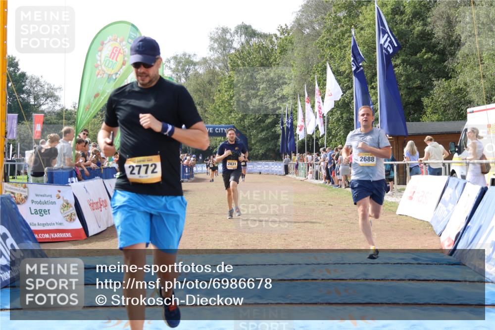 08.09.2024 - Airport Race Strokosch-Dieckow http://msf.ph/oto/6986678 08.09.2024 12:07:10 Ziel 2688, 2772, 2831 meine-sportfotos.de
