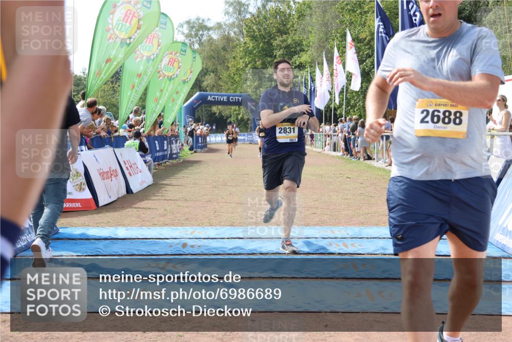 08.09.2024 - Airport Race Strokosch-Dieckow http://msf.ph/oto/6986689 08.09.2024 12:07:13 Ziel 2520, 2688, 2772, 2831 meine-sportfotos.de