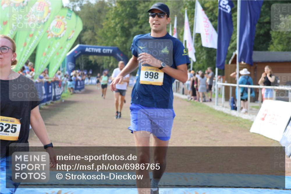 08.09.2024 - Airport Race Strokosch-Dieckow http://msf.ph/oto/6986765 08.09.2024 12:19:41 Ziel 413, 784, 998, 2517, 2625, 2701, 2702, 2734 meine-sportfotos.de