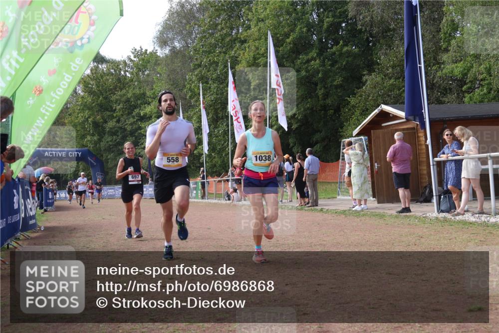 08.09.2024 - Airport Race Strokosch-Dieckow http://msf.ph/oto/6986868 08.09.2024 12:29:48 Ziel 419, 558, 697, 843, 1014, 1038 meine-sportfotos.de