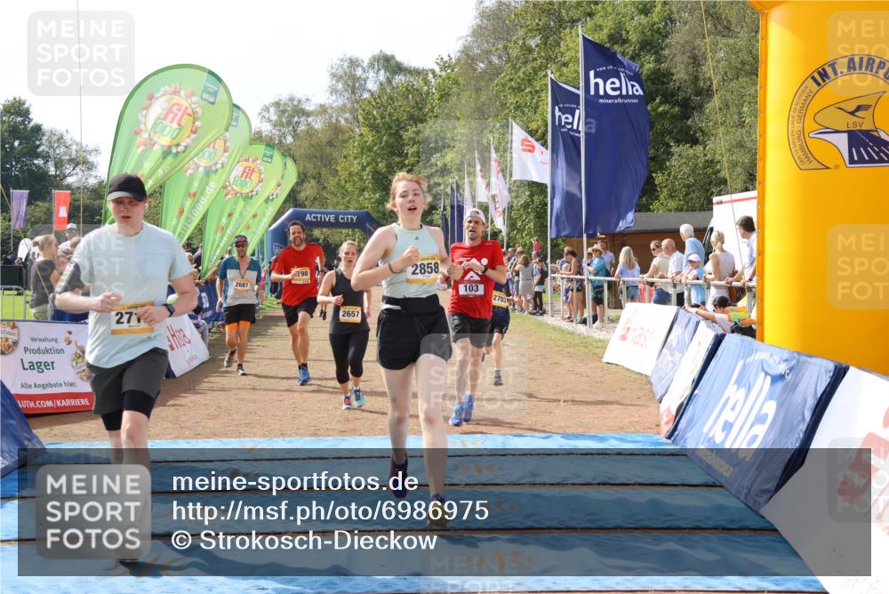 08.09.2024 - Airport Race Strokosch-Dieckow http://msf.ph/oto/6986975 08.09.2024 12:08:43 Ziel 103, 2555, 2657, 2687, 2703, 2711, 2779, 2798, 2858, 3131 meine-sportfotos.de
