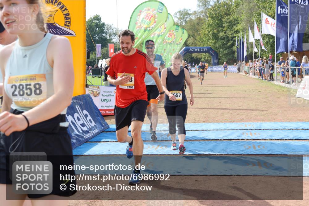 08.09.2024 - Airport Race Strokosch-Dieckow http://msf.ph/oto/6986992 08.09.2024 12:08:46 Ziel 103, 2558, 2657, 2687, 2703, 2711, 2779, 2798, 2858, 3131 meine-sportfotos.de