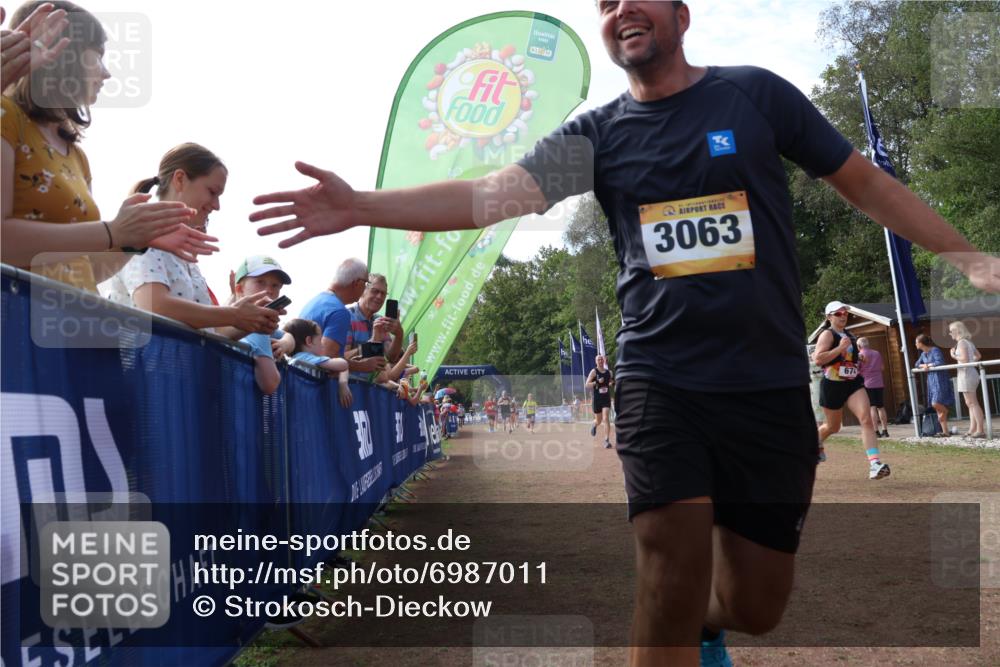 08.09.2024 - Airport Race Strokosch-Dieckow http://msf.ph/oto/6987011 08.09.2024 12:30:07 Ziel 30, 474, 578, 674, 961, 993, 1076, 1176, 1440 meine-sportfotos.de