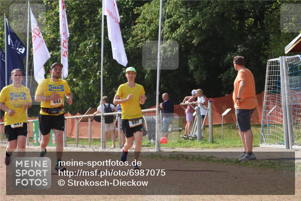 08.09.2024 - Airport Race Strokosch-Dieckow http://msf.ph/oto/6987075 08.09.2024 13:00:40 Ziel 203, 441, 443, 552, 3055 meine-sportfotos.de