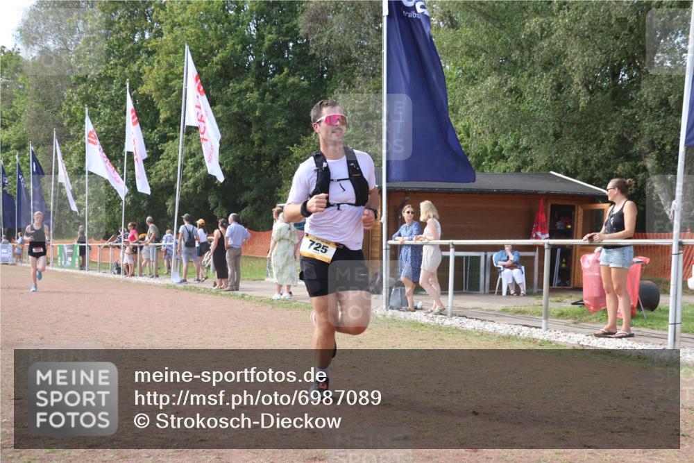 08.09.2024 - Airport Race Strokosch-Dieckow http://msf.ph/oto/6987089 08.09.2024 12:30:19 Ziel 226, 240, 603, 725, 959, 961, 1285 meine-sportfotos.de