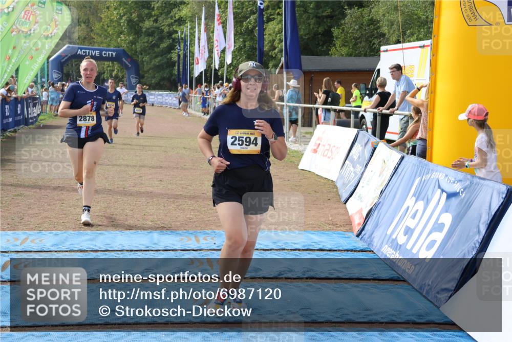 08.09.2024 - Airport Race Strokosch-Dieckow http://msf.ph/oto/6987120 08.09.2024 12:20:54 Ziel 478, 2576, 2594, 2878, 3056 meine-sportfotos.de