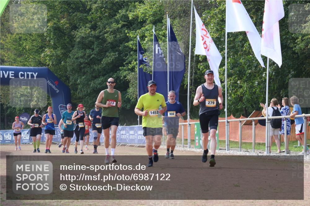 08.09.2024 - Airport Race Strokosch-Dieckow http://msf.ph/oto/6987122 08.09.2024 13:00:53 Ziel 279, 613, 895, 908, 1452 meine-sportfotos.de