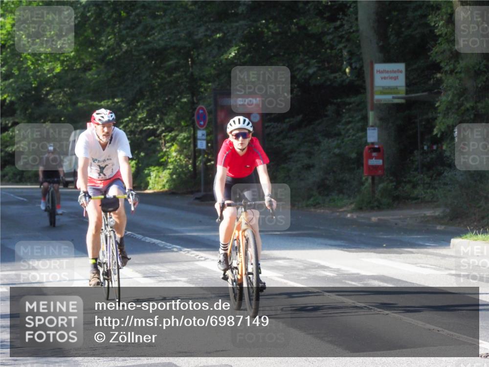 08.09.2024 - Stadtparktriathlon Zöllner http://msf.ph/oto/6987149 08.09.2024 09:54:28 Radfahren 186, 192, 195, 206, 228, 238, 244 meine-sportfotos.de