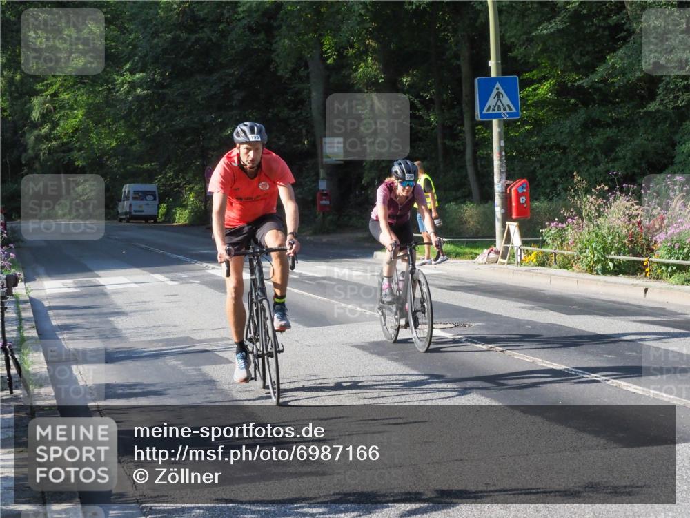 08.09.2024 - Stadtparktriathlon Zöllner http://msf.ph/oto/6987166 08.09.2024 09:54:33 Radfahren 192, 195, 206, 228, 238, 244 meine-sportfotos.de