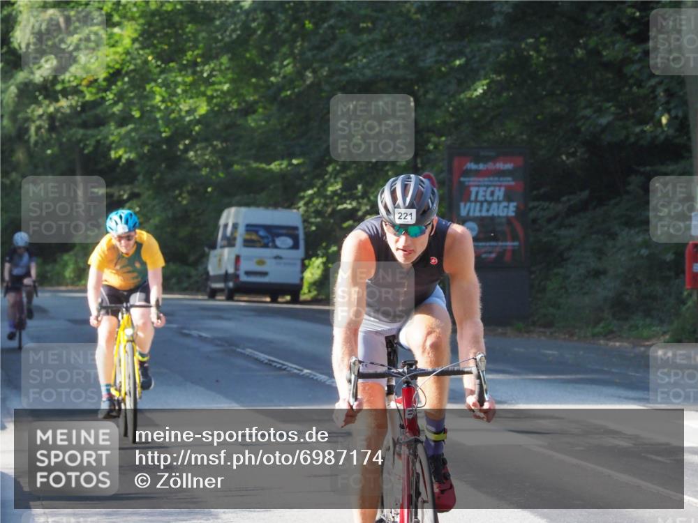 08.09.2024 - Stadtparktriathlon Zöllner http://msf.ph/oto/6987174 08.09.2024 09:54:46 Radfahren 183, 221, 247 meine-sportfotos.de