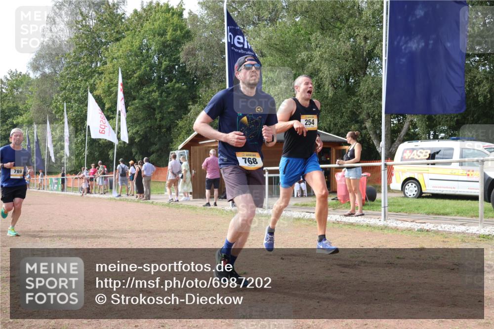08.09.2024 - Airport Race Strokosch-Dieckow http://msf.ph/oto/6987202 08.09.2024 12:30:36 Ziel 254, 742, 768, 789 meine-sportfotos.de