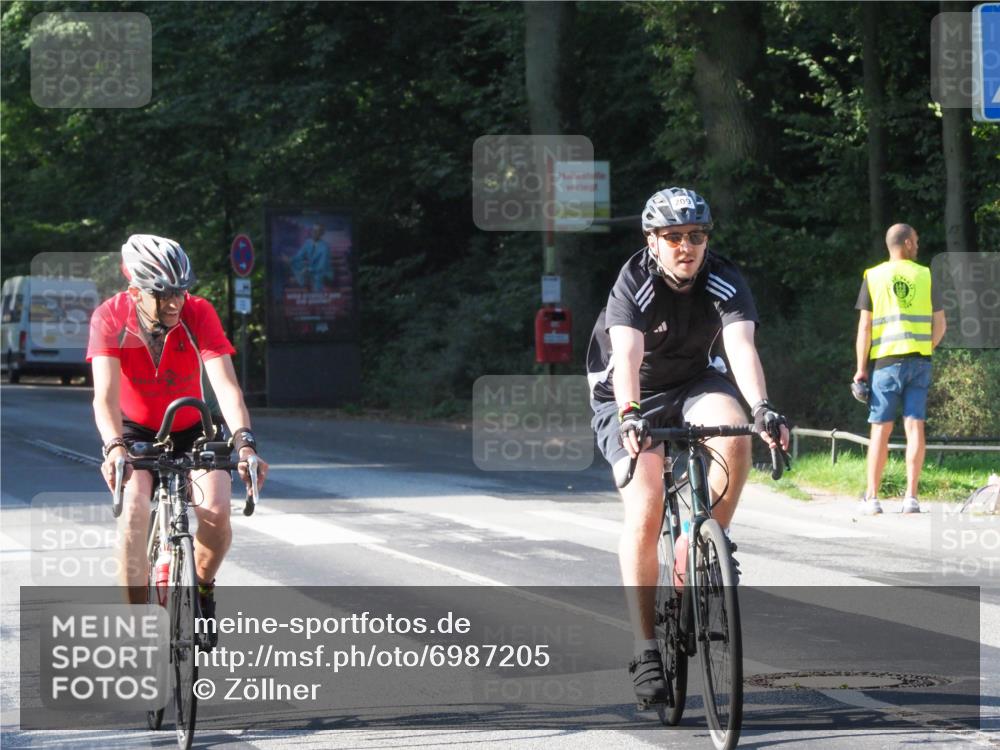 08.09.2024 - Stadtparktriathlon Zöllner http://msf.ph/oto/6987205 08.09.2024 09:56:23 Radfahren 209, 231 meine-sportfotos.de