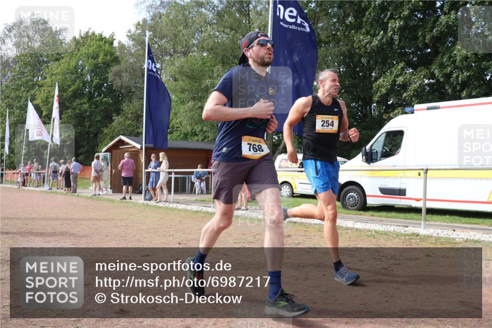 08.09.2024 - Airport Race Strokosch-Dieckow http://msf.ph/oto/6987217 08.09.2024 12:30:36 Ziel 254, 742, 768, 789 meine-sportfotos.de