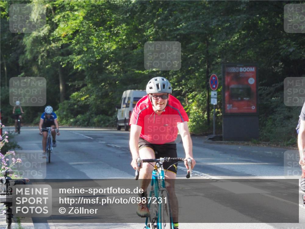 08.09.2024 - Stadtparktriathlon Zöllner http://msf.ph/oto/6987231 08.09.2024 09:56:59 Radfahren 184, 201, 253 meine-sportfotos.de