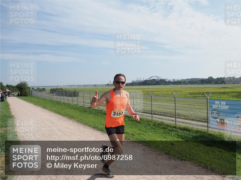 08.09.2024 - Airport Race Miley Keyser http://msf.ph/oto/6987258 08.09.2024 11:46:55 Laufen OLYMPUS, DIGITAL, CAMERA meine-sportfotos.de