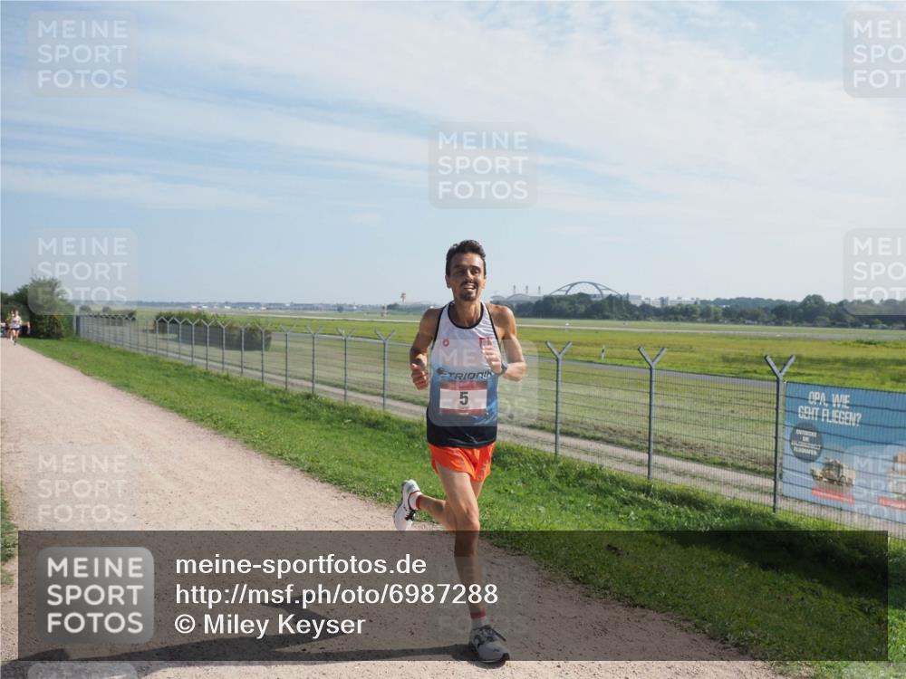 08.09.2024 - Airport Race Miley Keyser http://msf.ph/oto/6987288 08.09.2024 11:49:40 Laufen OLYMPUS, DIGITAL, CAMERA meine-sportfotos.de