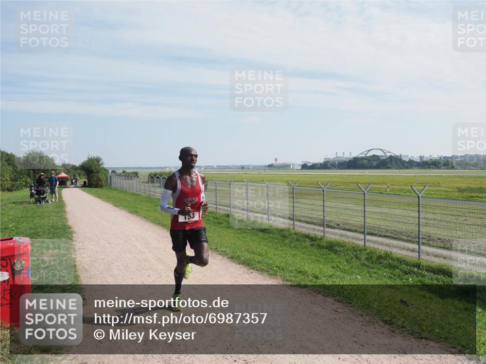 08.09.2024 - Airport Race Miley Keyser http://msf.ph/oto/6987357 08.09.2024 11:50:48 Laufen OLYMPUS, DIGITAL, CAMERA meine-sportfotos.de