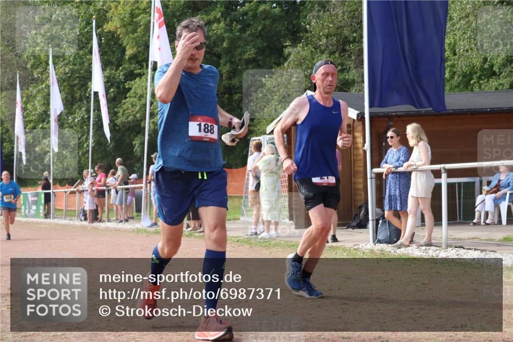 08.09.2024 - Airport Race Strokosch-Dieckow http://msf.ph/oto/6987371 08.09.2024 12:30:50 Ziel 21, 188, 209, 212, 561, 828, 2547 meine-sportfotos.de