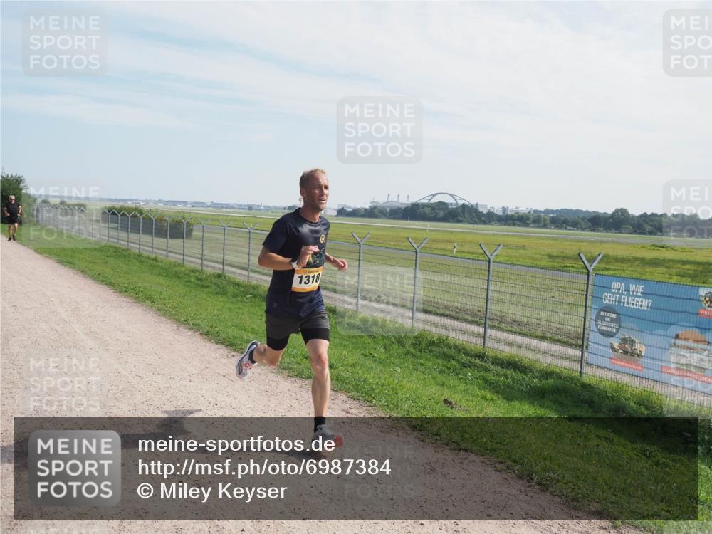 08.09.2024 - Airport Race Miley Keyser http://msf.ph/oto/6987384 08.09.2024 11:51:49 Laufen OLYMPUS, DIGITAL, CAMERA meine-sportfotos.de